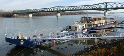 Dunaföldvári kikötő